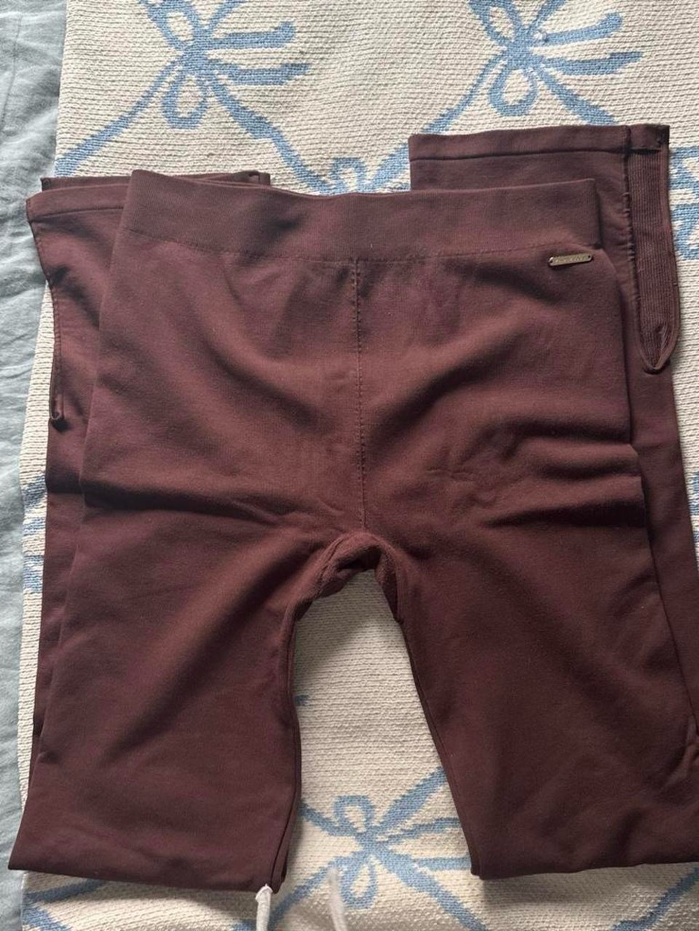 Women’s woven flare leggings